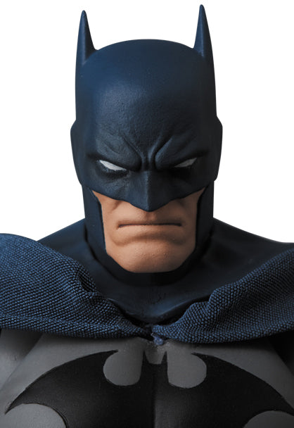 DC Batman (Batman: Hush) MAFEX Figure [No. 105]