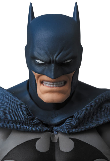 DC Batman (Batman: Hush) MAFEX Figure [No. 105]