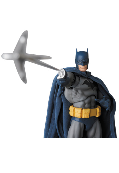DC Batman (Batman: Hush) MAFEX Figure [No. 105]