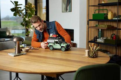 LEGO Icons Land Rover Classic Defender 90 (10317)