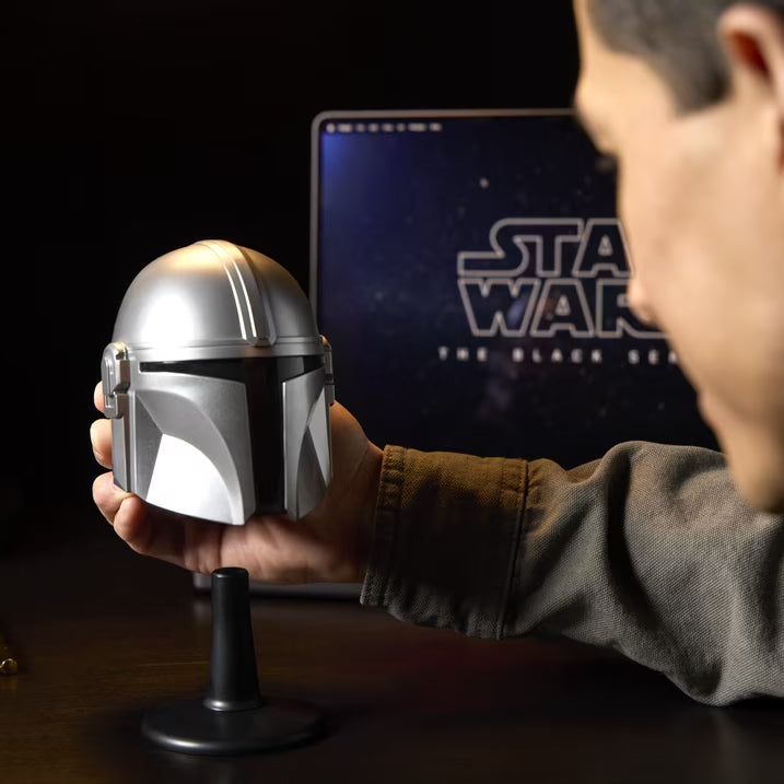 Star Wars The Black Series The Mandalorian Mini Helmet
