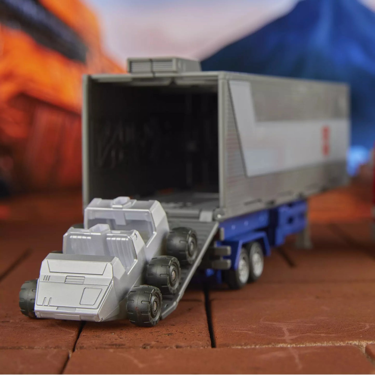 Transformers Studio Series Commander Class Optimus Prime (SS86)
