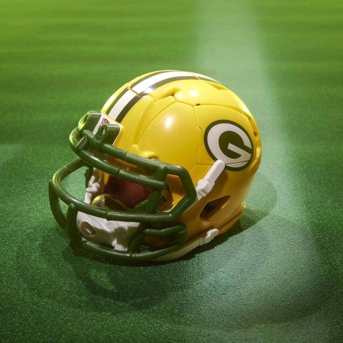 Transformers Collaborative NFL x Transformers Tundra Prime (Green Bay Packers)