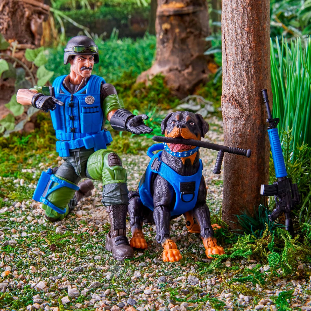 G.I. Joe Classified Series #220, Mad Marauders Footloose, Mutt, & Junkyard