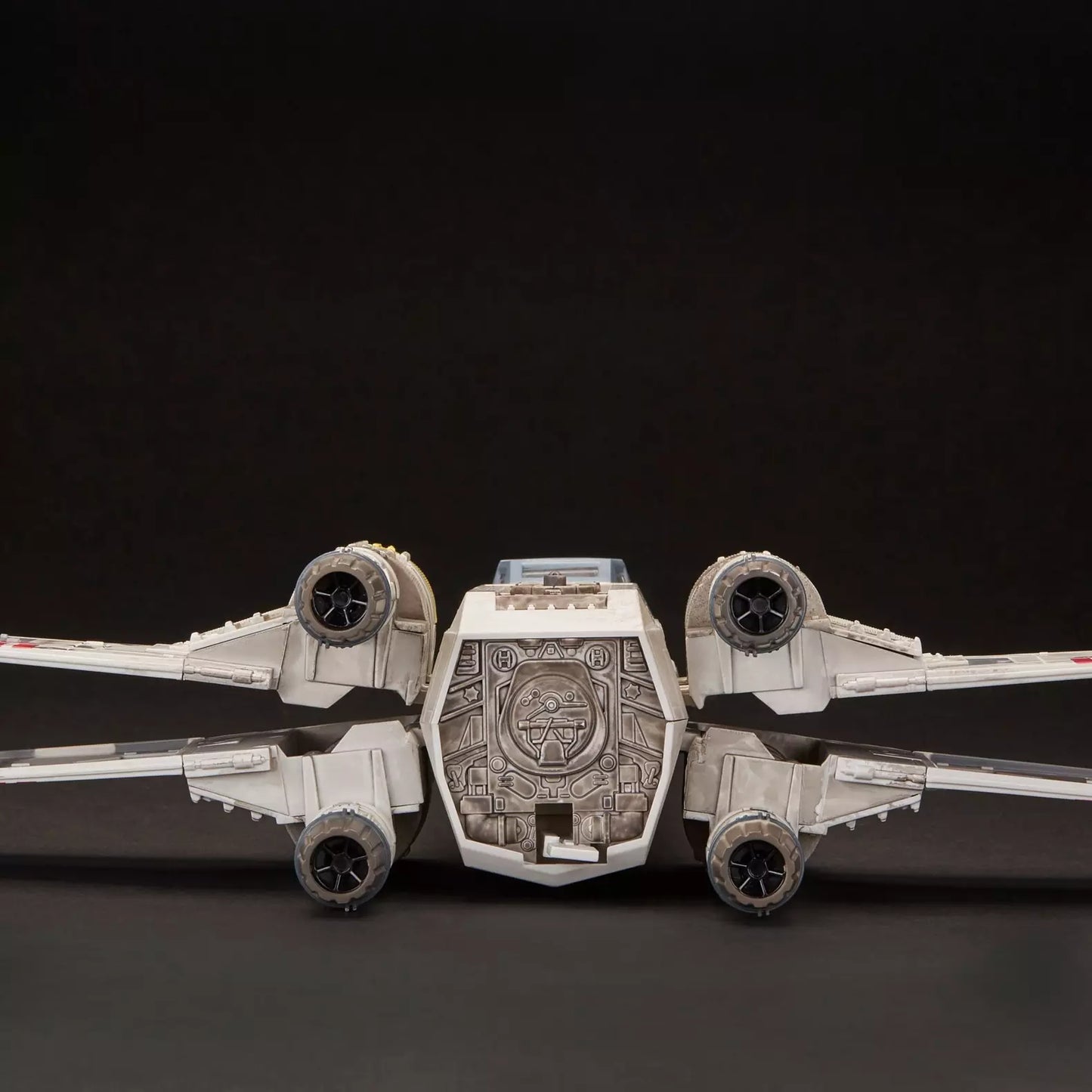 Star Wars The Vintage Collection Luke Skywalker’s X-Wing Fighter