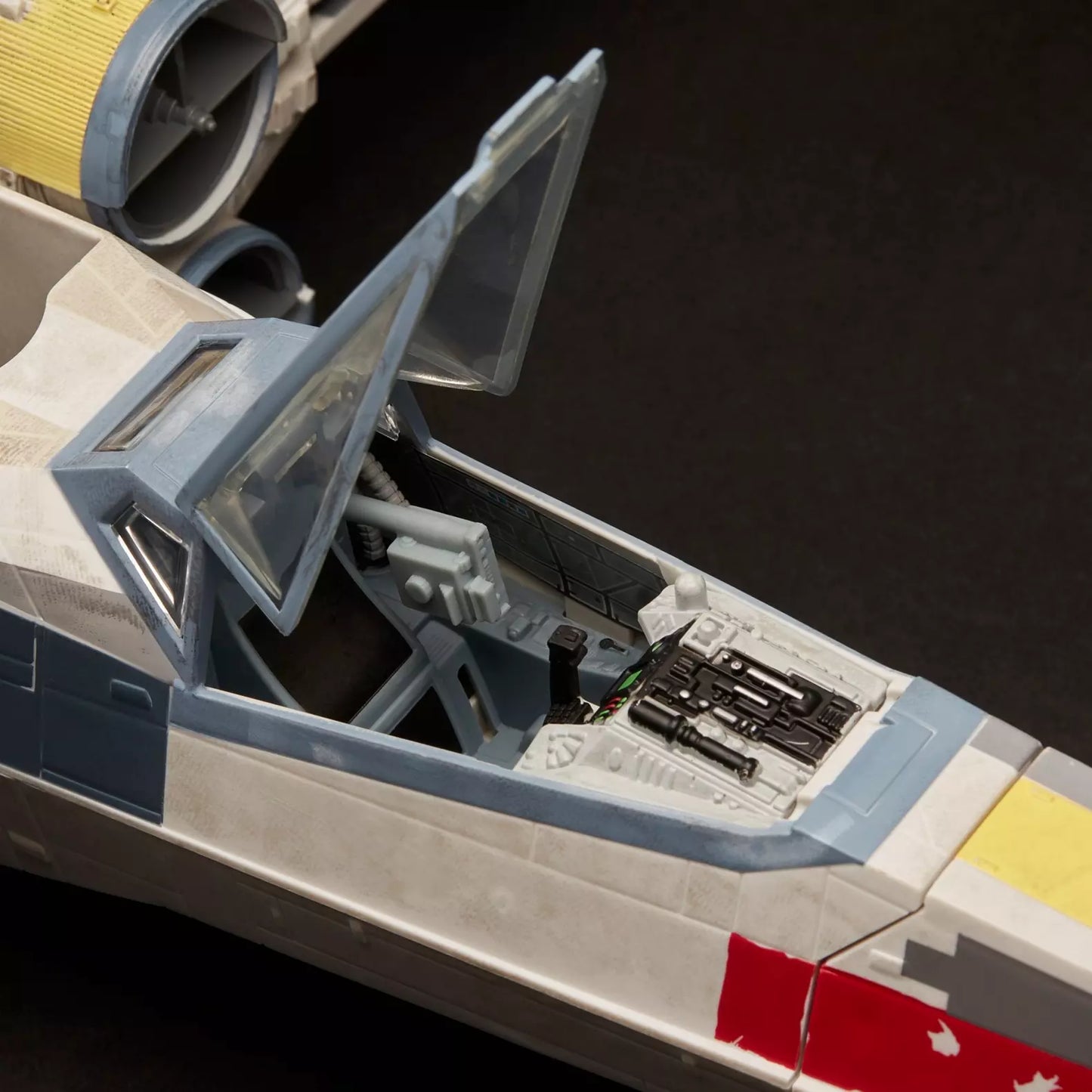 Star Wars The Vintage Collection Luke Skywalker’s X-Wing Fighter
