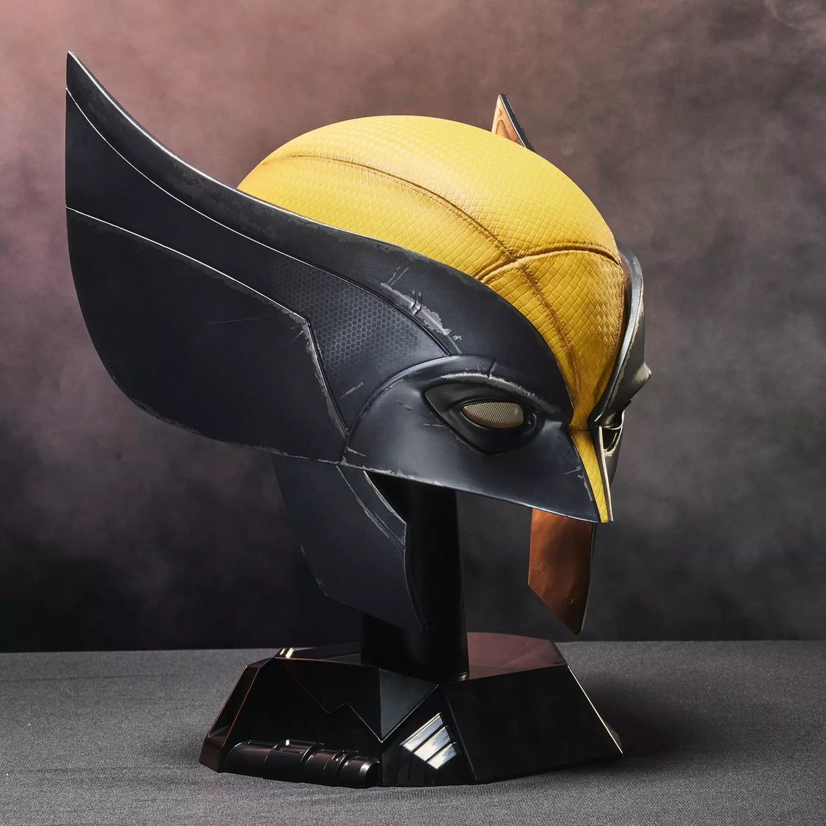 Marvel Legends Series Wolverine Premium Roleplay Mask [Deadpool & Wolverine]