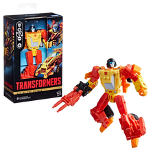 Transformers Age of the Primes Deluxe Class Targetmaster Sureshot