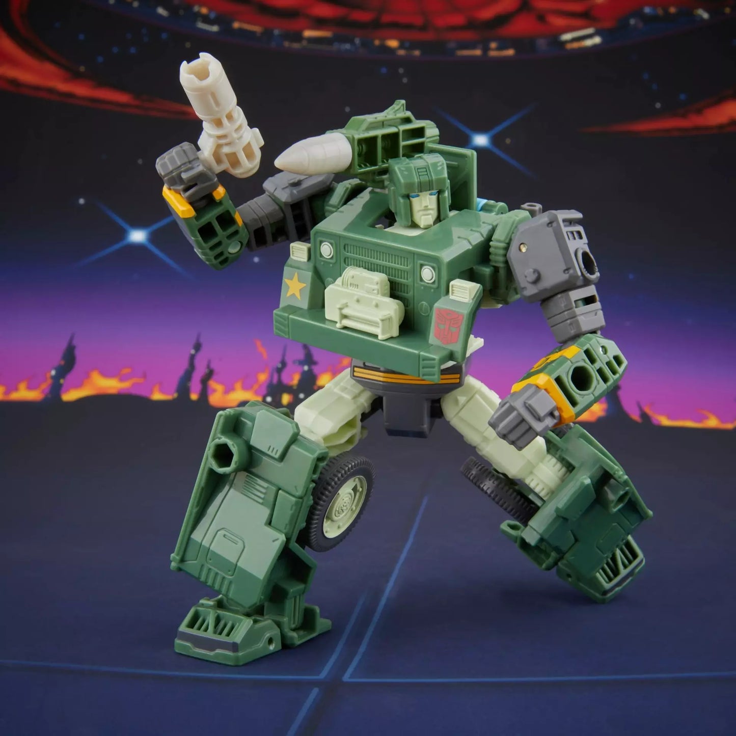 Transformers Studio Series MTMTE Collection Deluxe Class Autobot Hound [Transformers: The Movie]