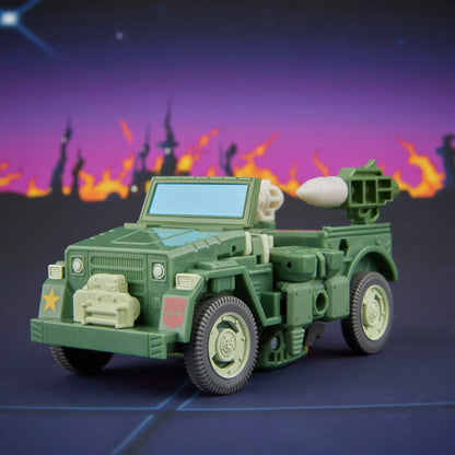 Transformers Studio Series MTMTE Collection Deluxe Class Autobot Hound [Transformers: The Movie]