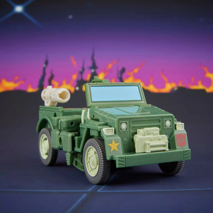 Transformers Studio Series MTMTE Collection Deluxe Class Autobot Hound [Transformers: The Movie]