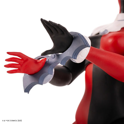 DC Harley Quinn (Batman: The Animated Series) Sixth Scale Figure