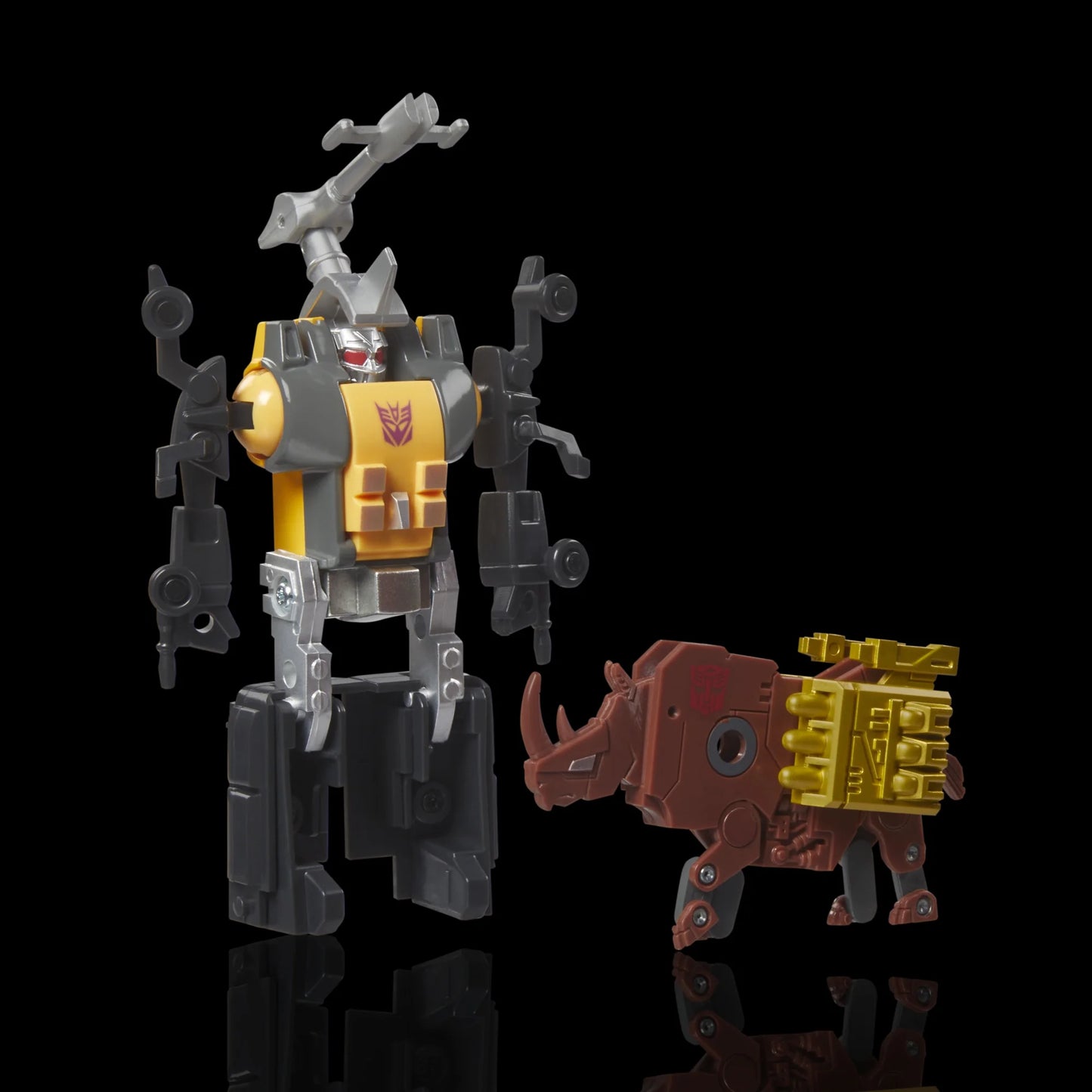Transformers Retro G1 Decepticon Bombshell & Autobot Ramhorn (40th Anniversary)