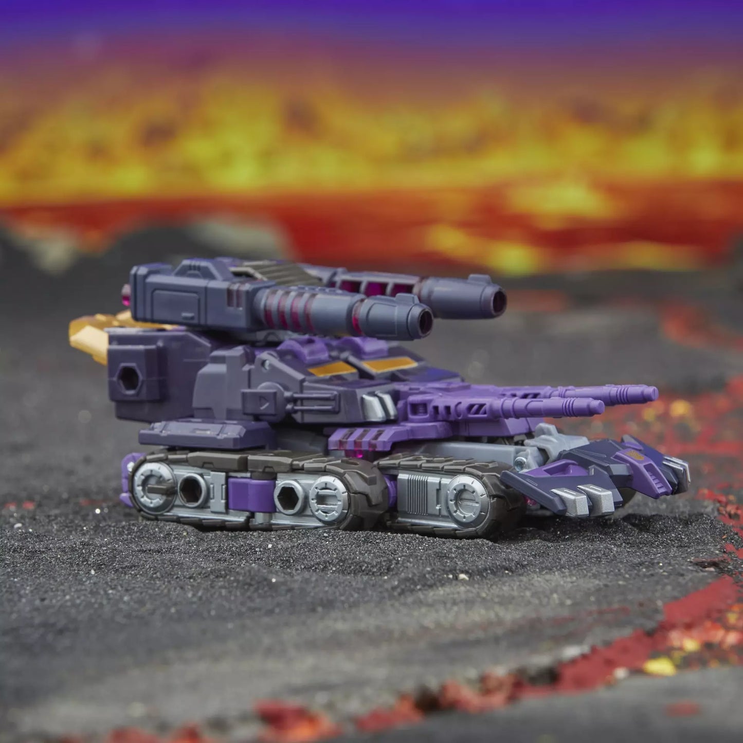 Transformers Legacy United Voyager Class Comic Universe Tarn