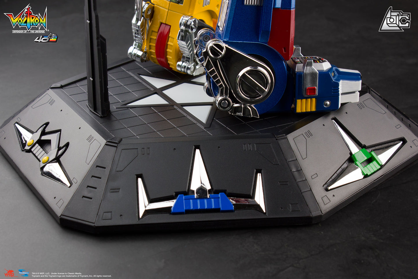 Voltron 40th Anniversary Limited Edition Collector's Set